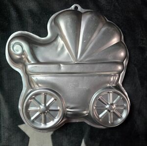 Vintage Wilton Baby Carriage Cake Pan - Silver Aluminum
